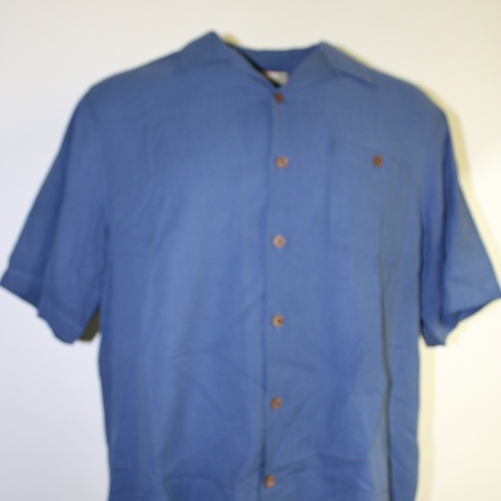 Beyond Paradise XL Casual Button Down Wood Button